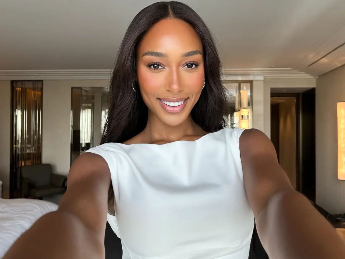 Aura for Creators download interface