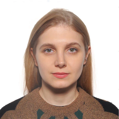 Diktatorial artist selfie transformation