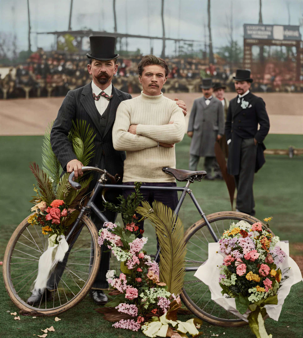 Foreviai photo restoration and enhancement tool overview