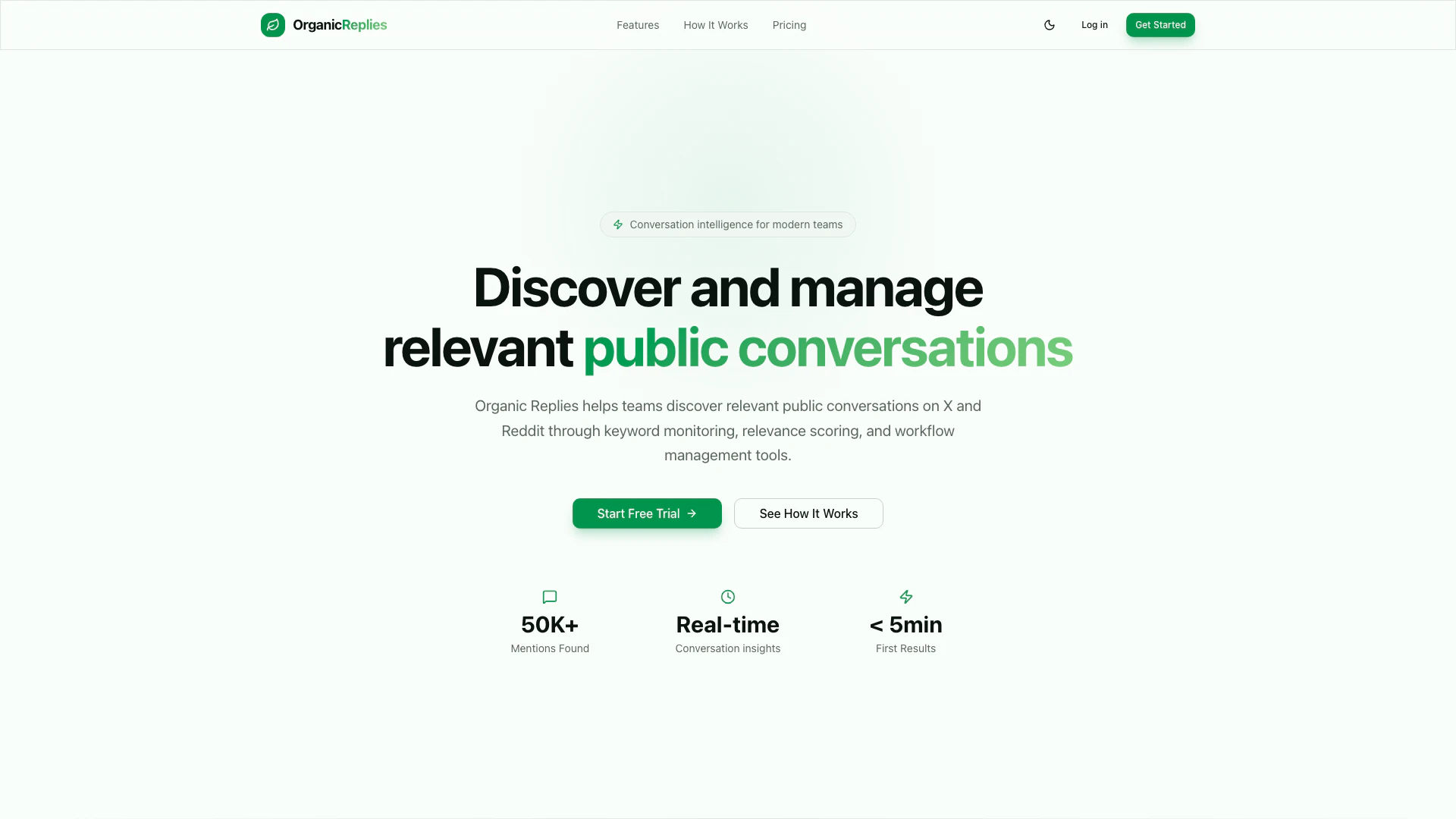 Organicreplies website screenshot showing Khám phá và quản lý các cuộc trò chuyện ... interface and features
