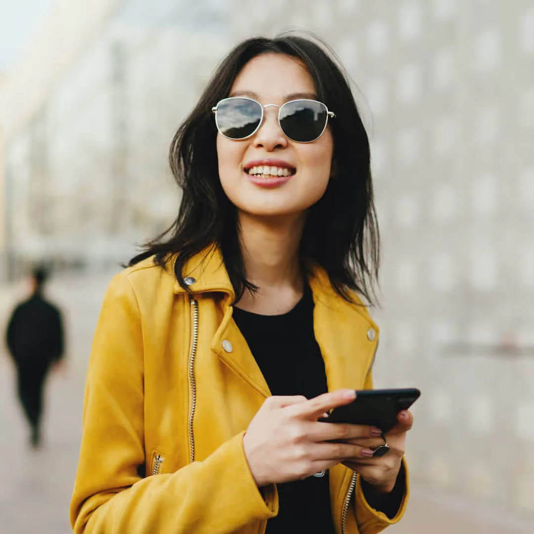 Spatial user scenario image for educated urbanites